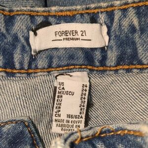 NWT Forever 21 DISTRESSED JEANS